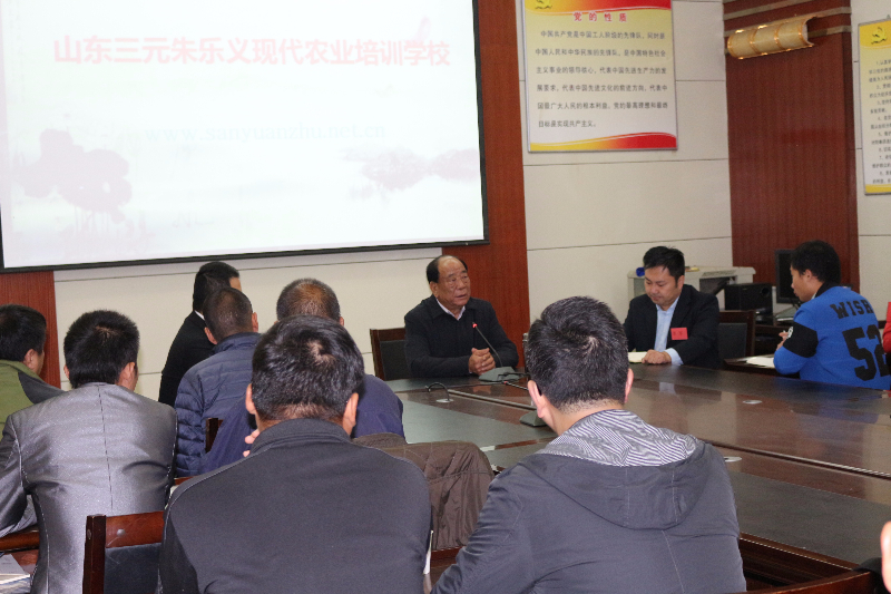 培訓(xùn)學(xué)校講師團(tuán)隊